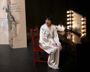 Liza Minnelli Tribute On Stage At Her Make Up Mirror